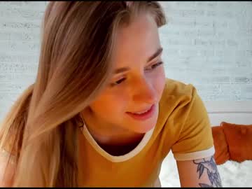 girl 18+ Video Sex Chat With Cam Girls with sophie_crashh