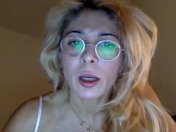 girl 18+ Video Sex Chat With Cam Girls with carinafine