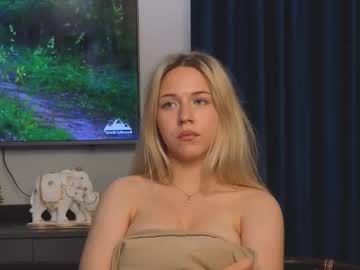 girl 18+ Video Sex Chat With Cam Girls with honneybunneey