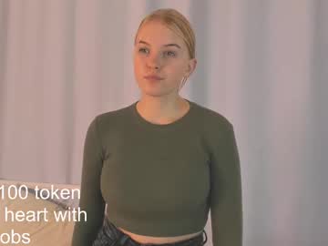 girl 18+ Video Sex Chat With Cam Girls with merylbossom