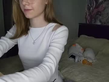 girl 18+ Video Sex Chat With Cam Girls with lowress