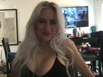 girl 18+ Video Sex Chat With Cam Girls with kinziemcbride