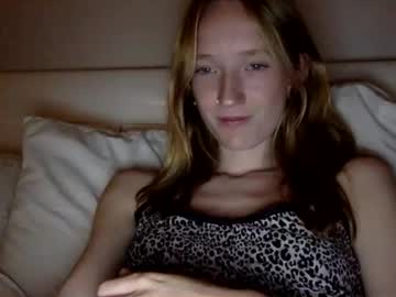 girl 18+ Video Sex Chat With Cam Girls with littlee_redd